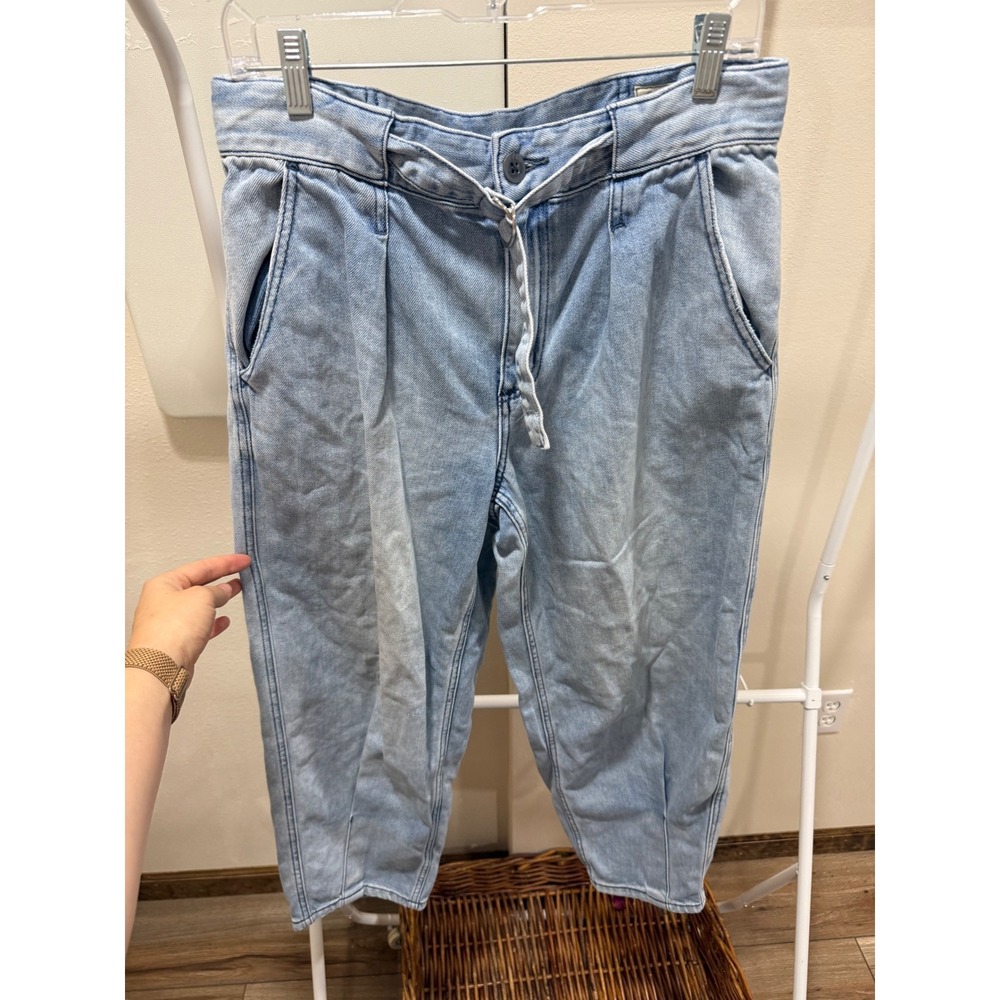 Casual Chic Streetwear Utility Free People Belted Barrel Jeans SIze 30